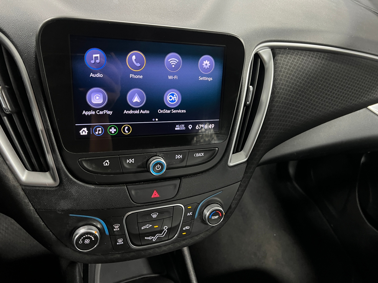 Thumbnail: 2019 Chevrolet Malibu - 4