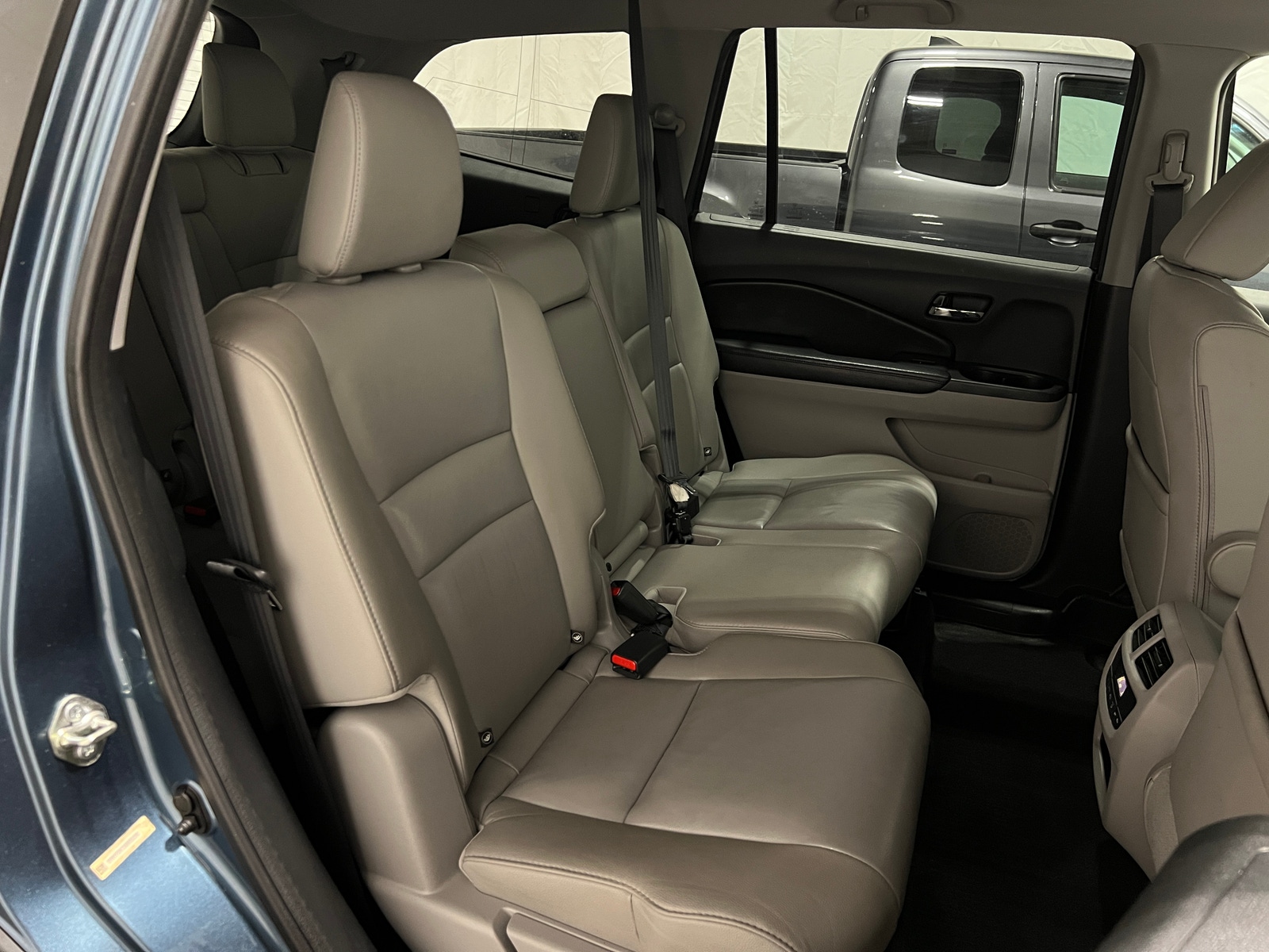 Thumbnail: 2016 Honda Pilot - 5