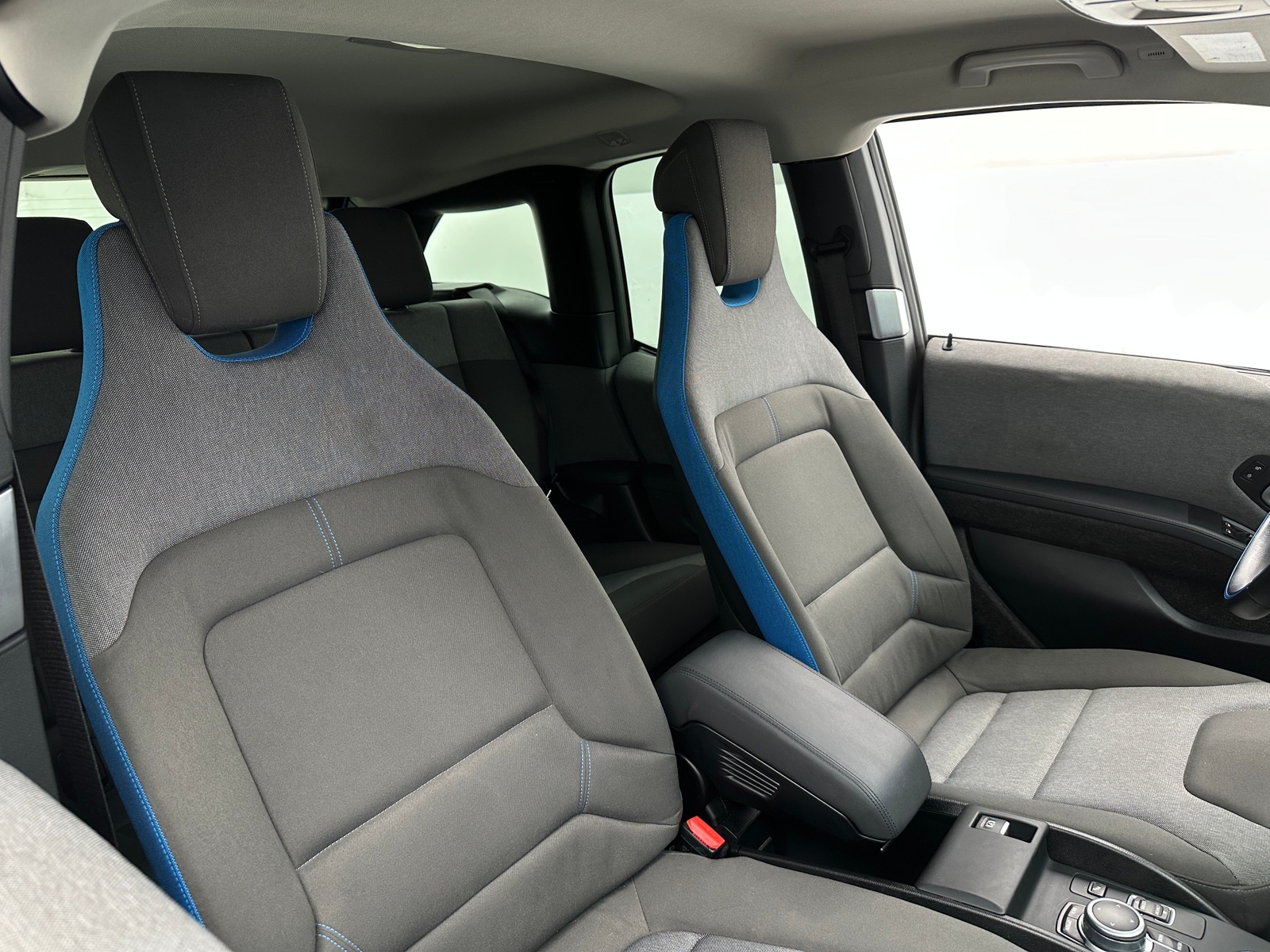 Thumbnail: 2018 BMW i3 - 2