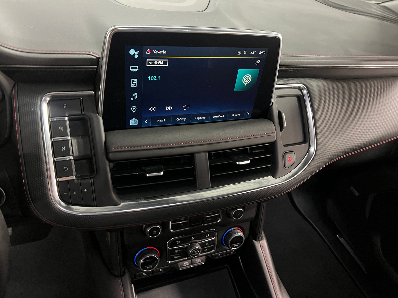 Thumbnail: 2024 Chevrolet Suburban - 3