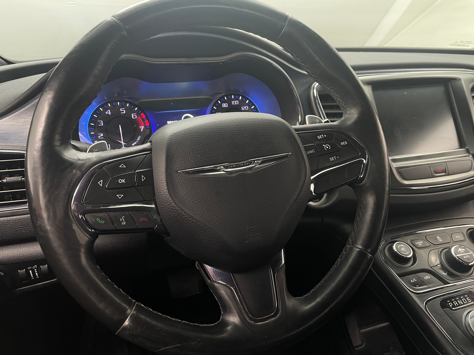 Thumbnail: 2016 Chrysler 200 - 4