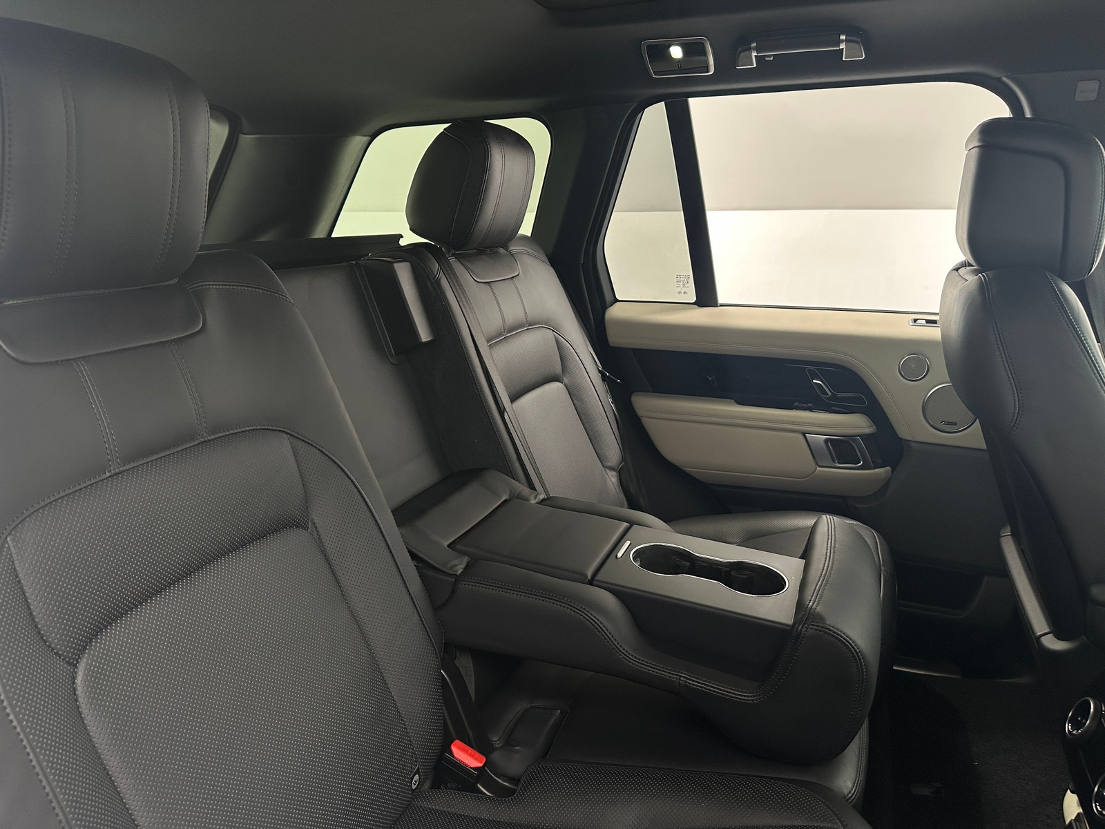 Thumbnail: 2020 Land Rover Range Rover - 5