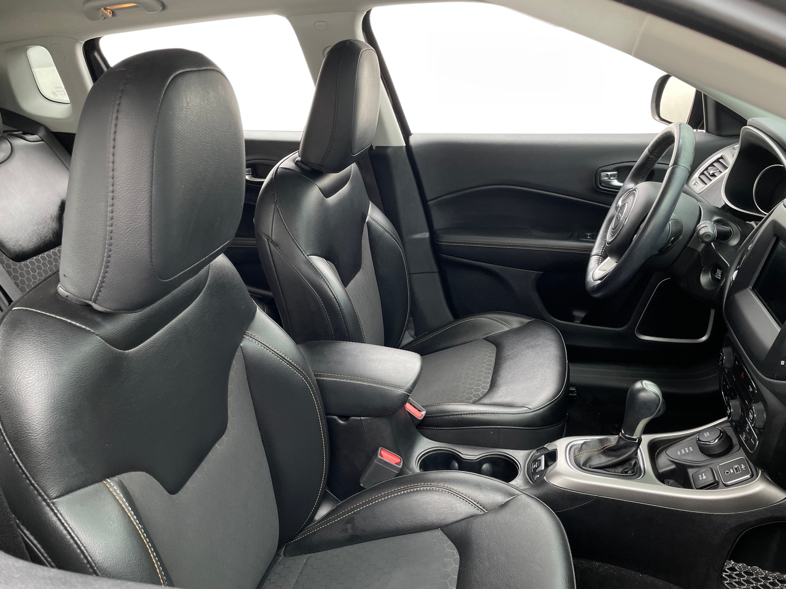 Thumbnail: 2019 Jeep Compass - 2