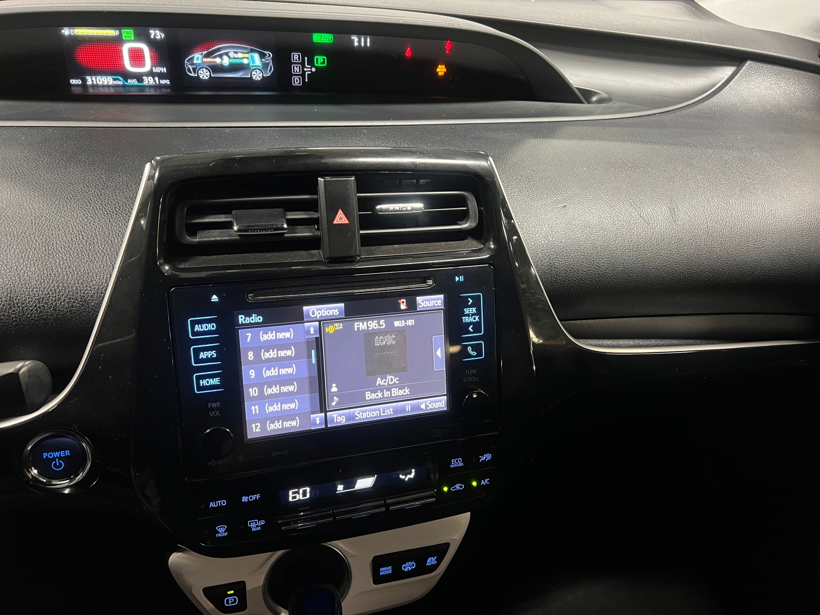 Thumbnail: 2019 Toyota Prius Prime - 4