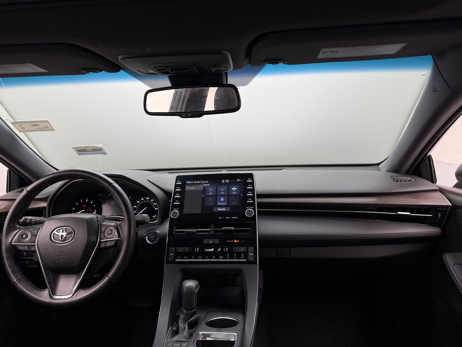 Thumbnail: 2019 Toyota Avalon - 2