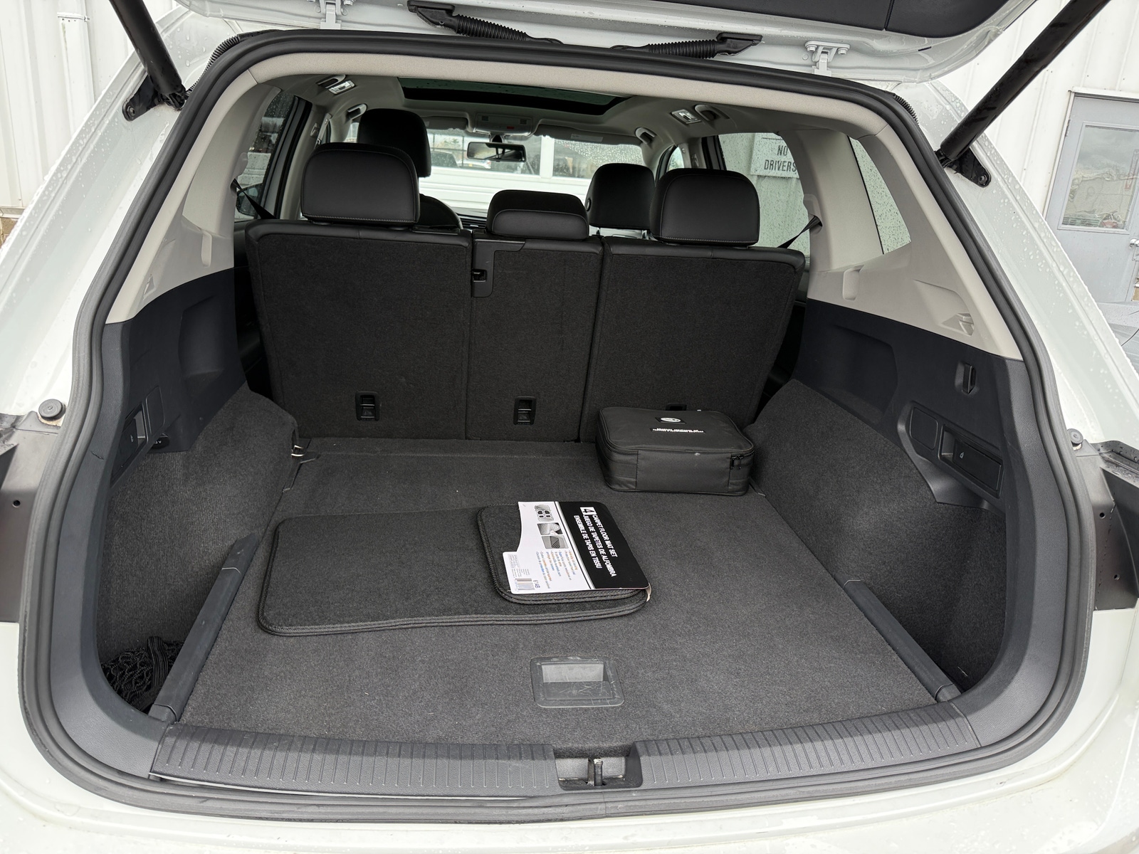 Thumbnail: 2019 Volkswagen Tiguan - 6