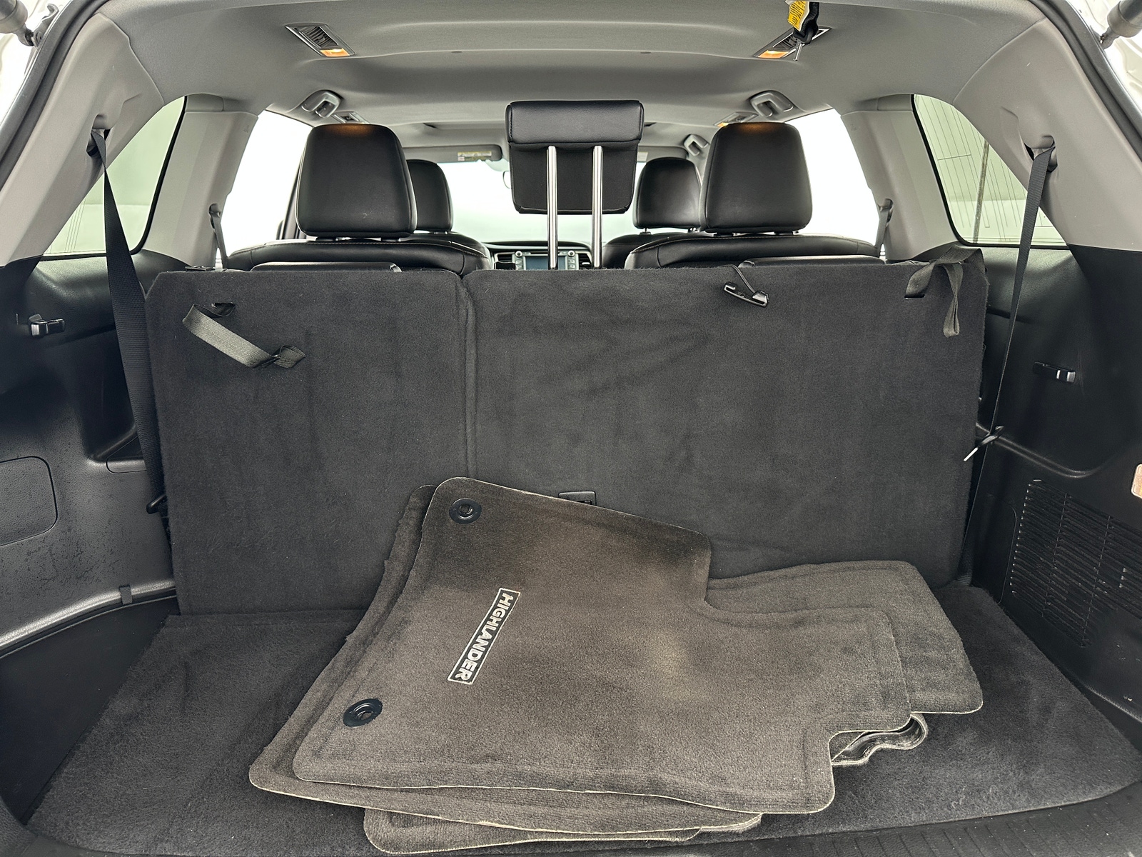 Thumbnail: 2019 Toyota Highlander - 6