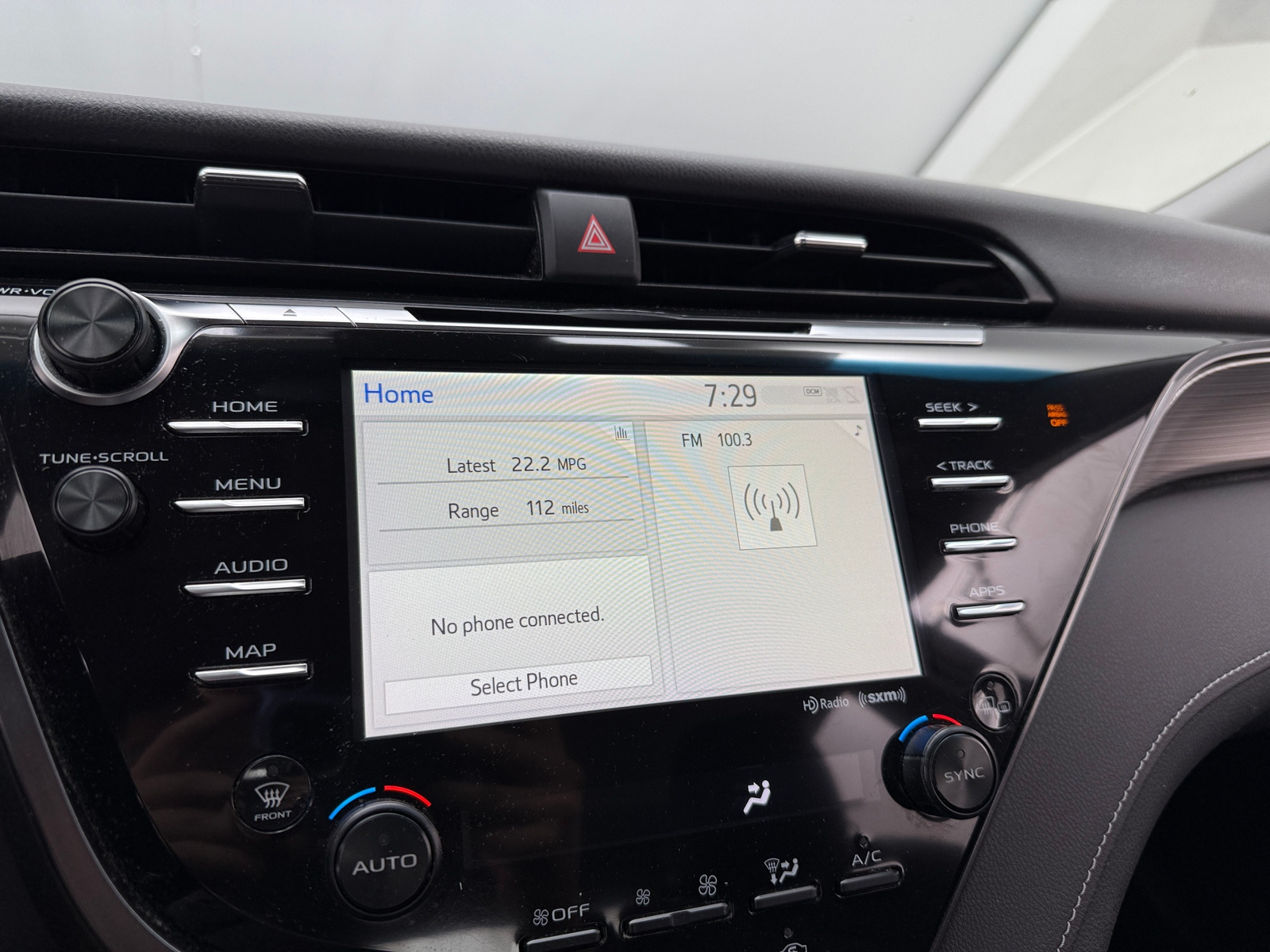 Thumbnail: 2019 Toyota Camry - 4