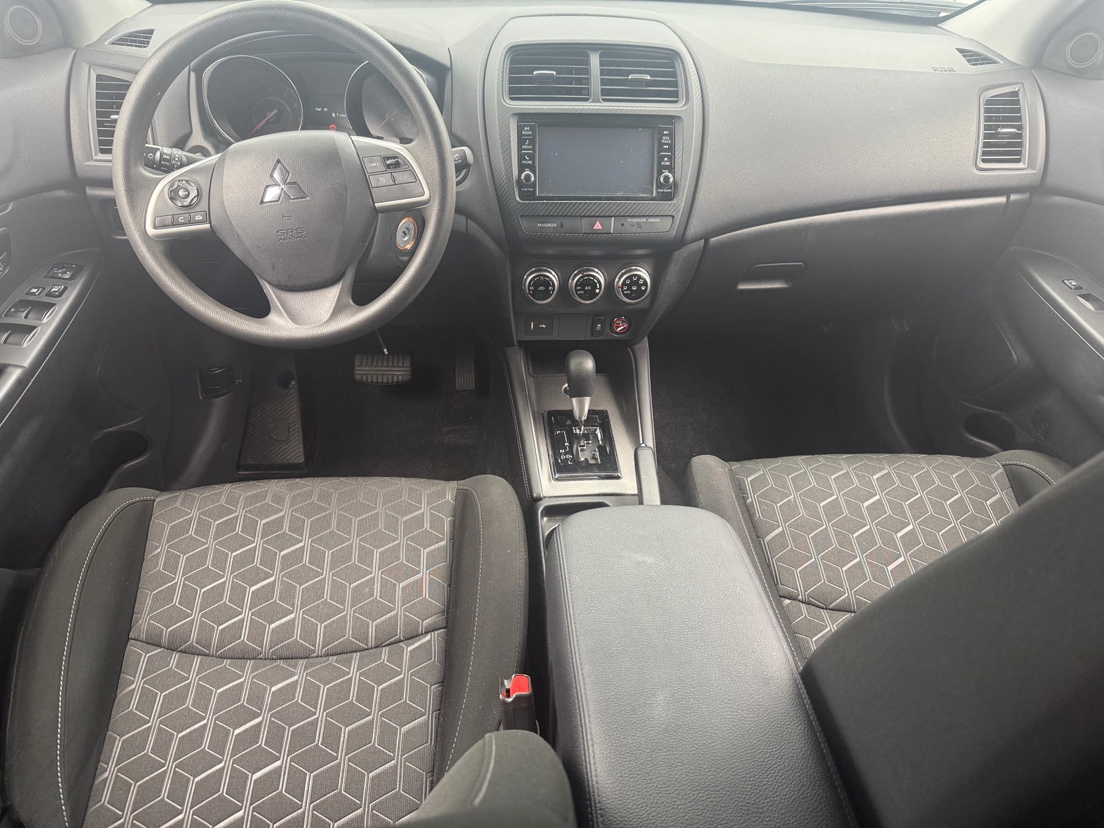 Thumbnail: 2024 Mitsubishi Outlander Sport - 3