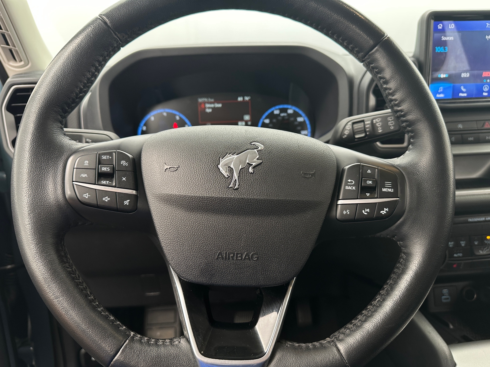 Thumbnail: 2022 Ford Bronco Sport - 5