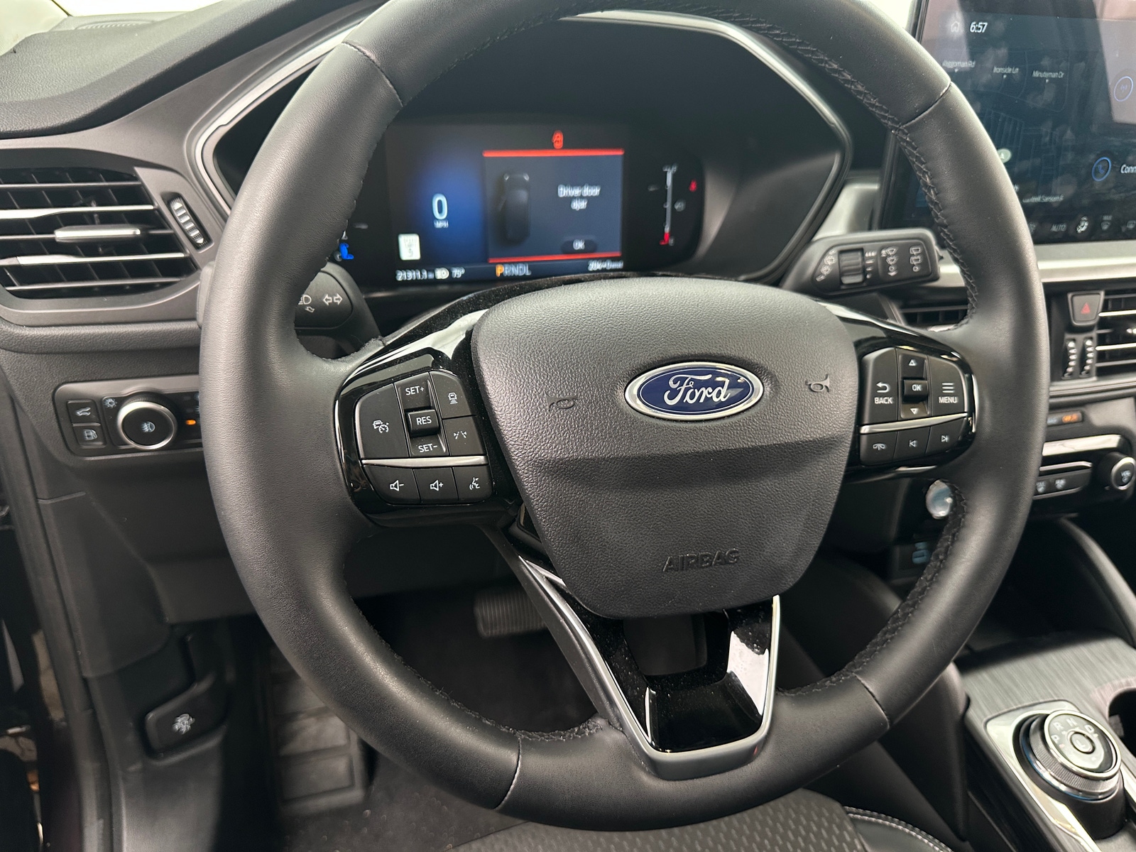 Thumbnail: 2023 Ford Escape - 4