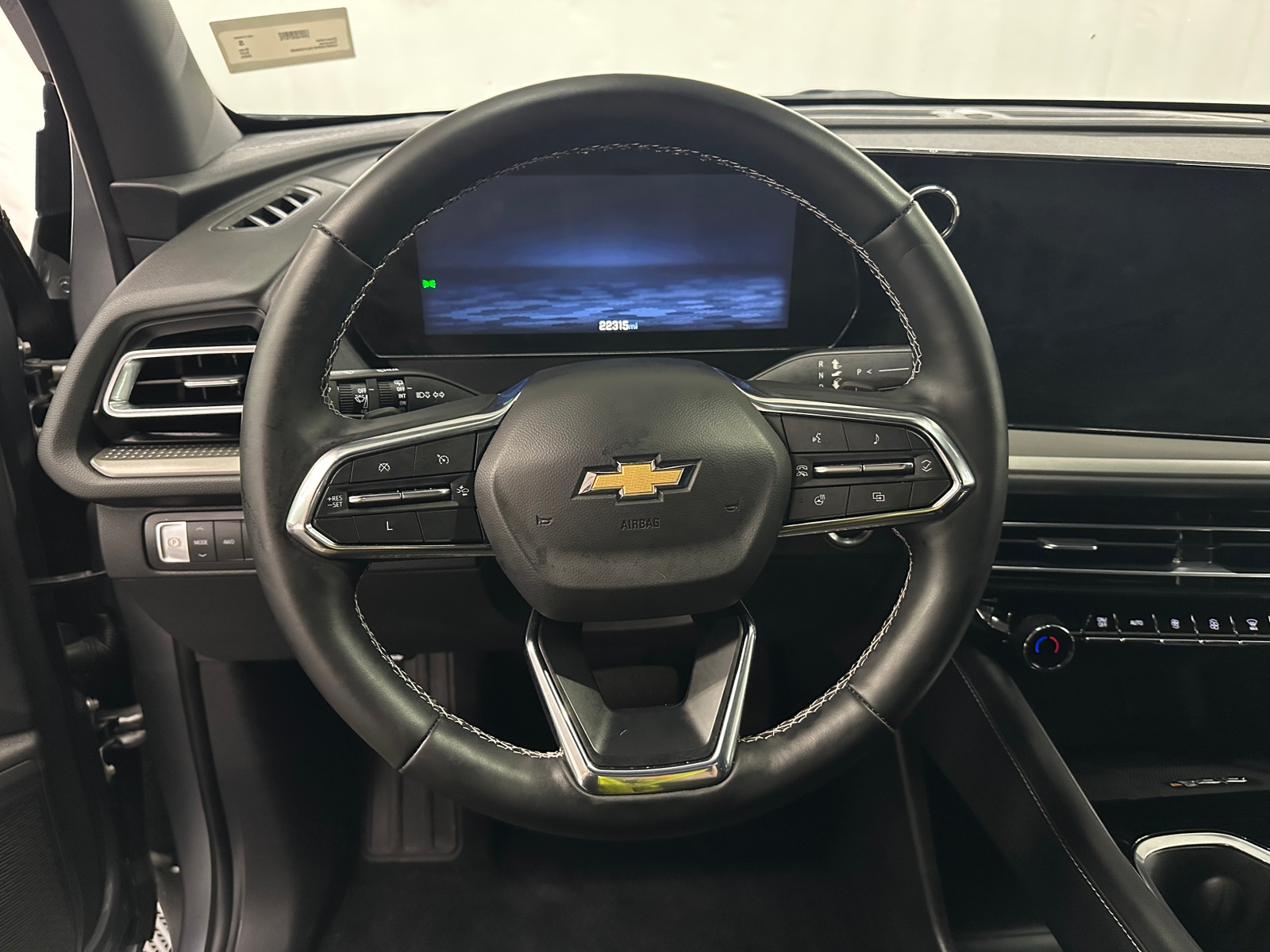Thumbnail: 2025 Chevrolet Traverse - 5