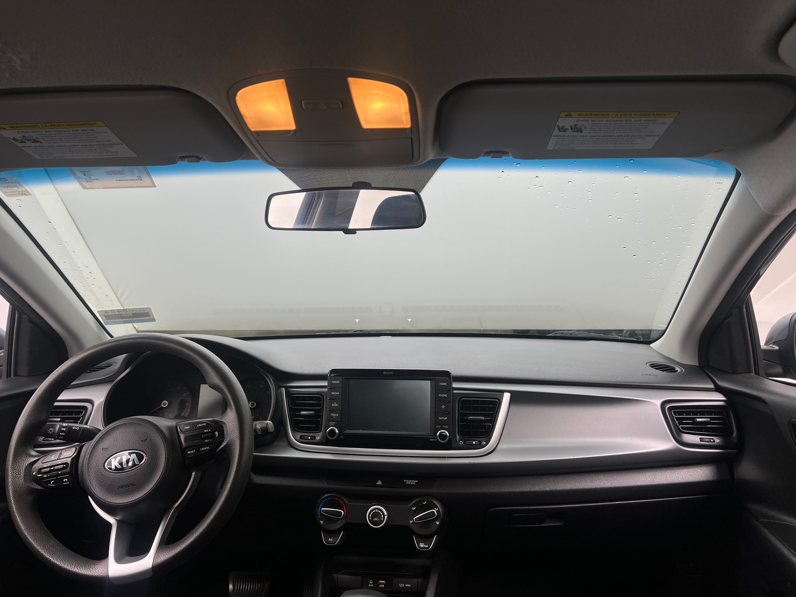 Thumbnail: 2019 Kia Rio - 3