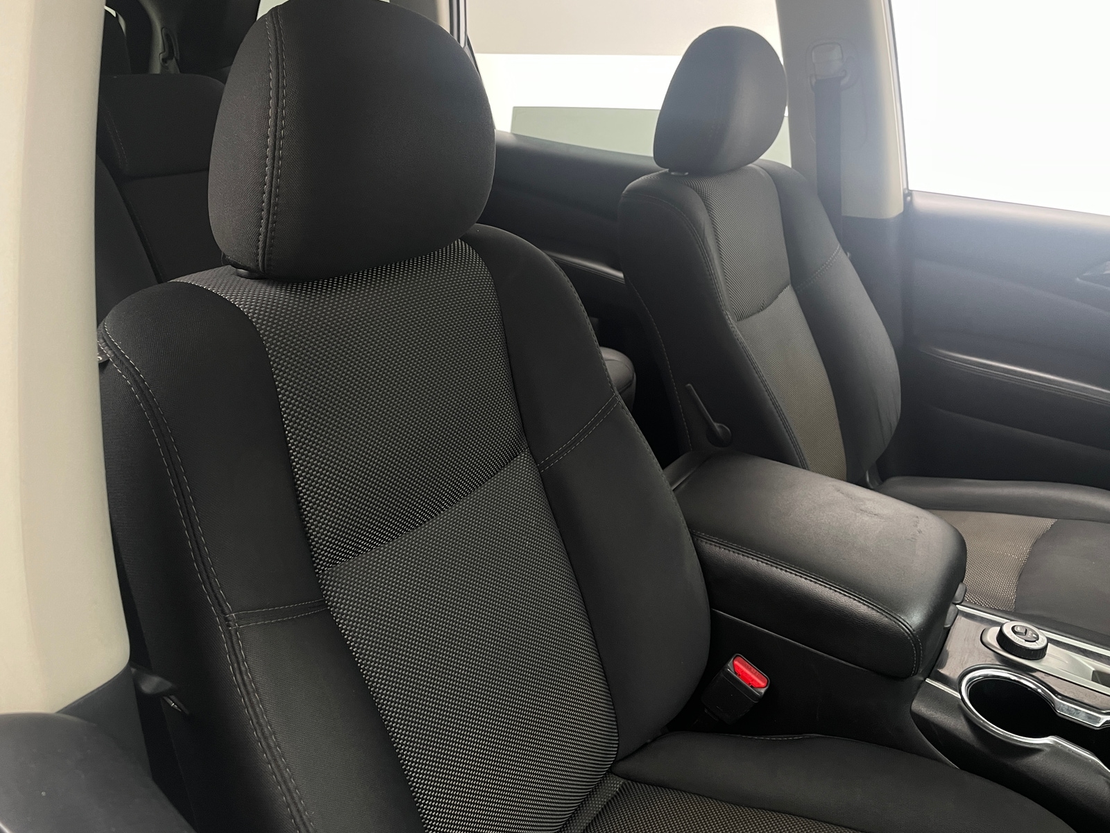 Thumbnail: 2019 Nissan Pathfinder - 2