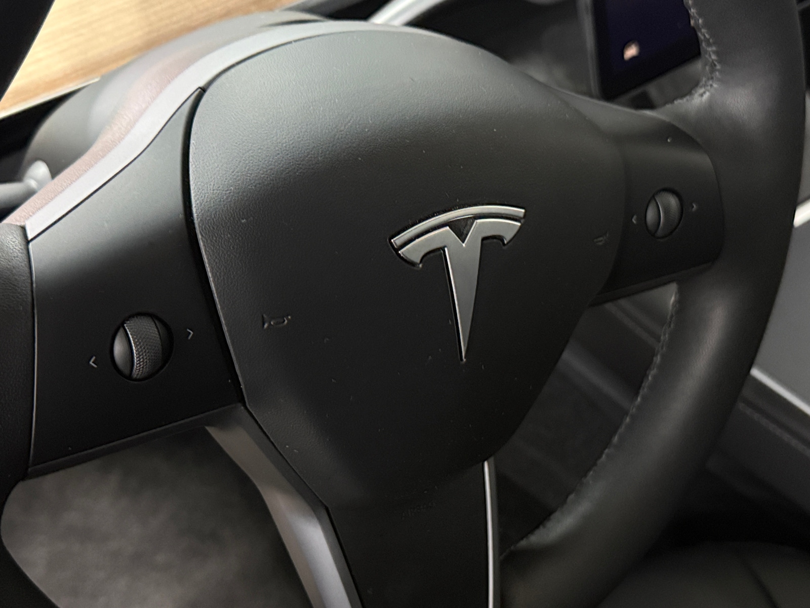 Thumbnail: 2023 Tesla Model 3 - 4