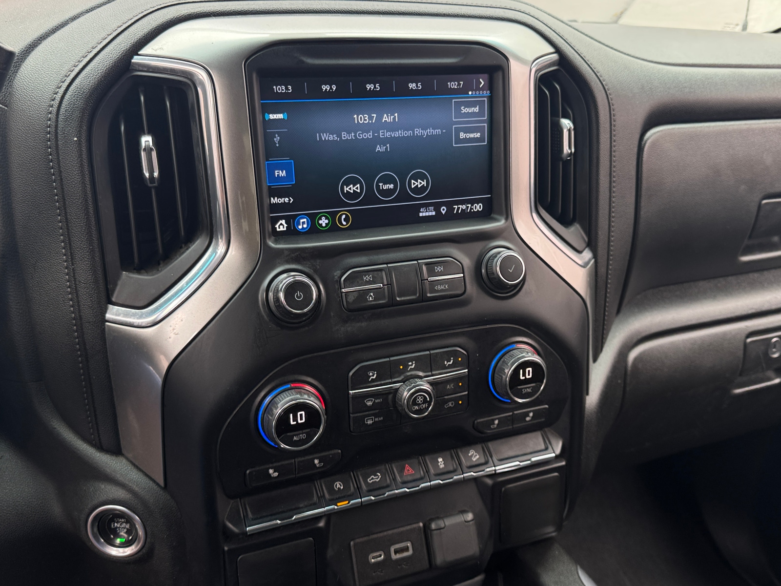 Thumbnail: 2021 Chevrolet Silverado 1500 - 4