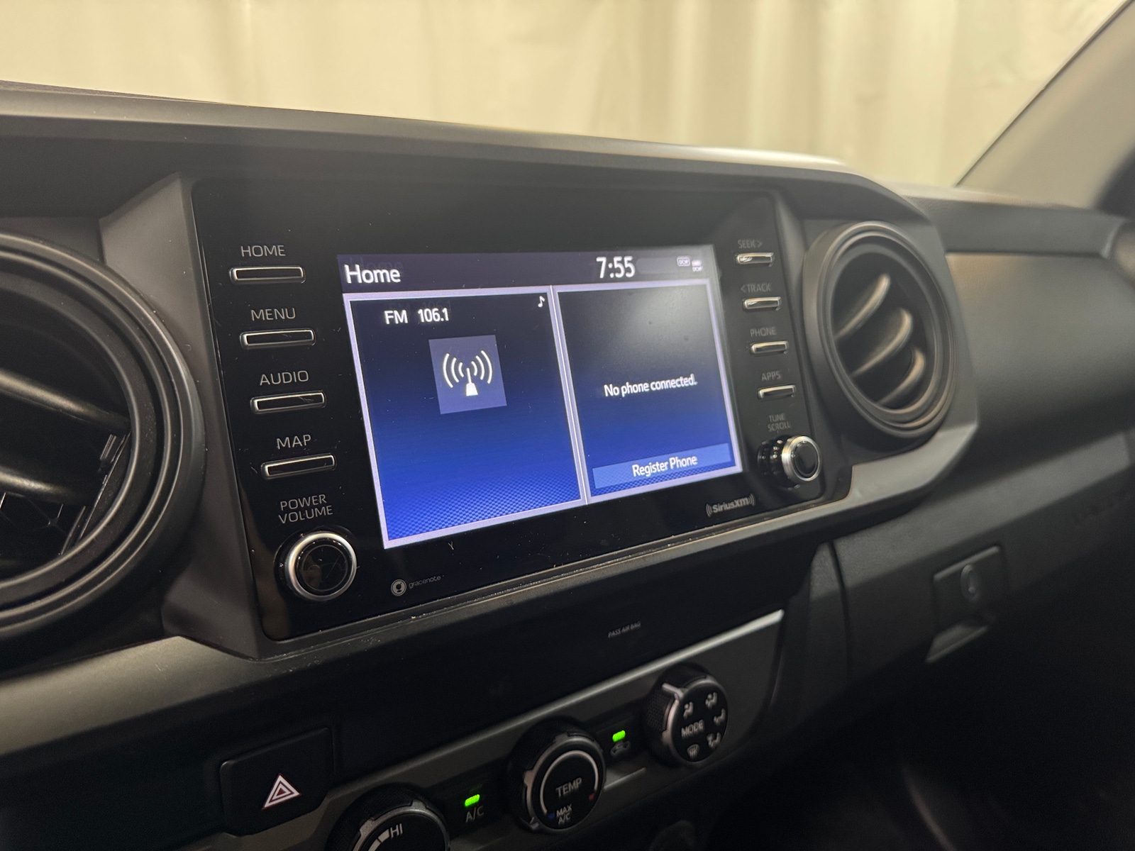 Thumbnail: 2021 Toyota Tacoma - 4