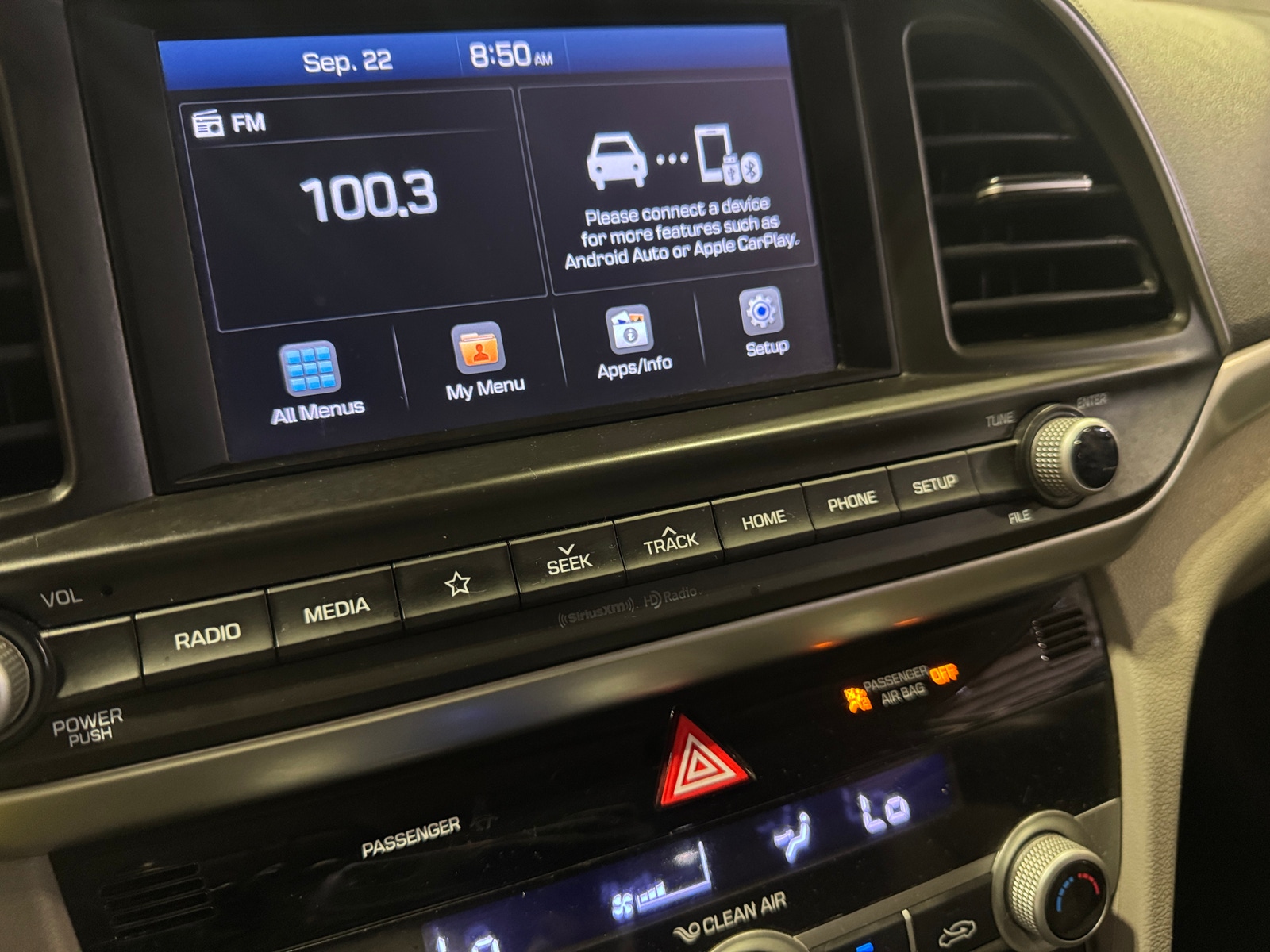 Thumbnail: 2020 Hyundai Elantra - 4