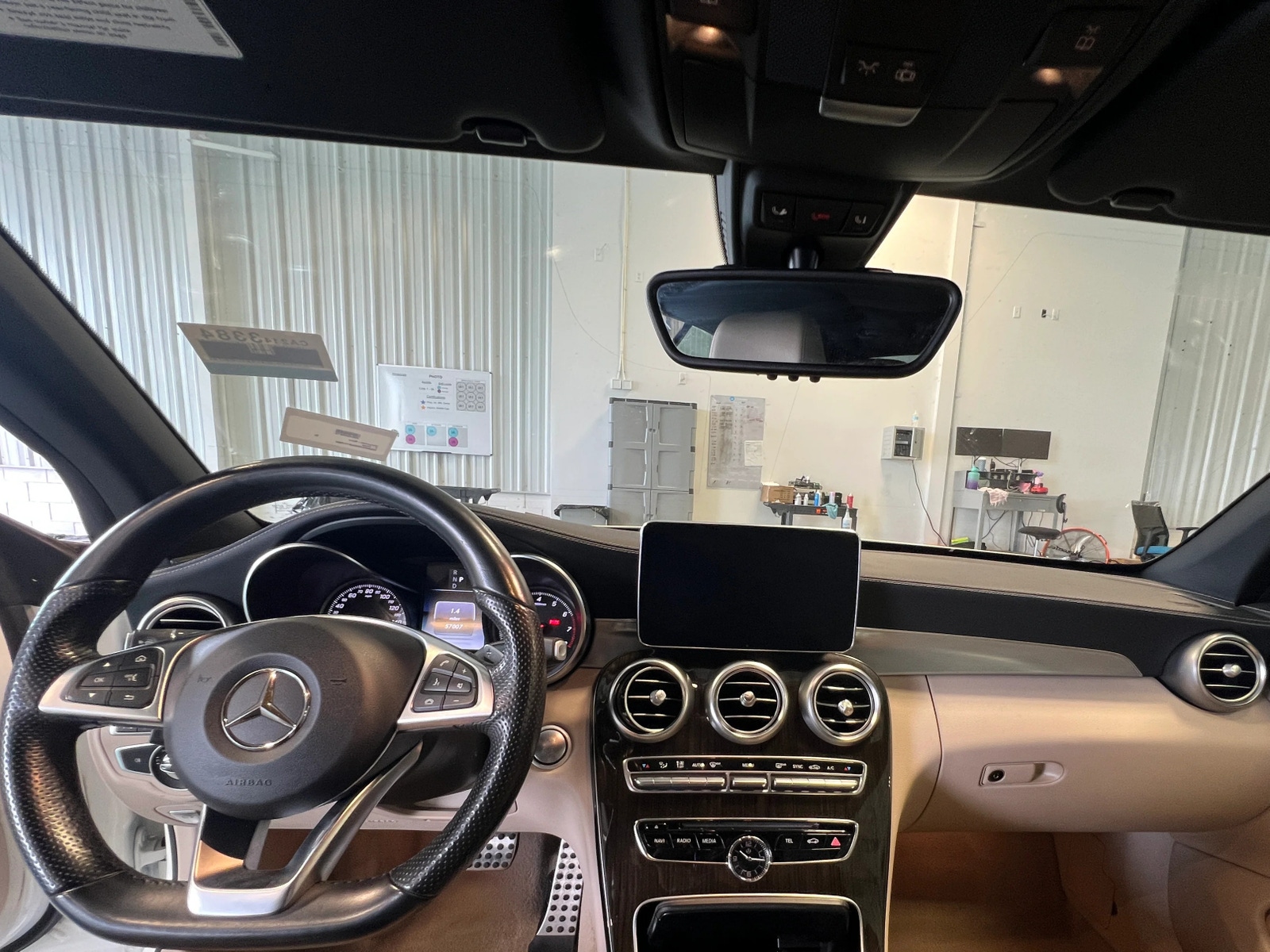 Thumbnail: 2018 Mercedes-Benz C-Class - 2