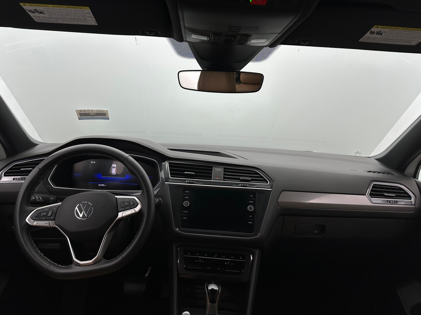 Thumbnail: 2024 Volkswagen Tiguan - 2