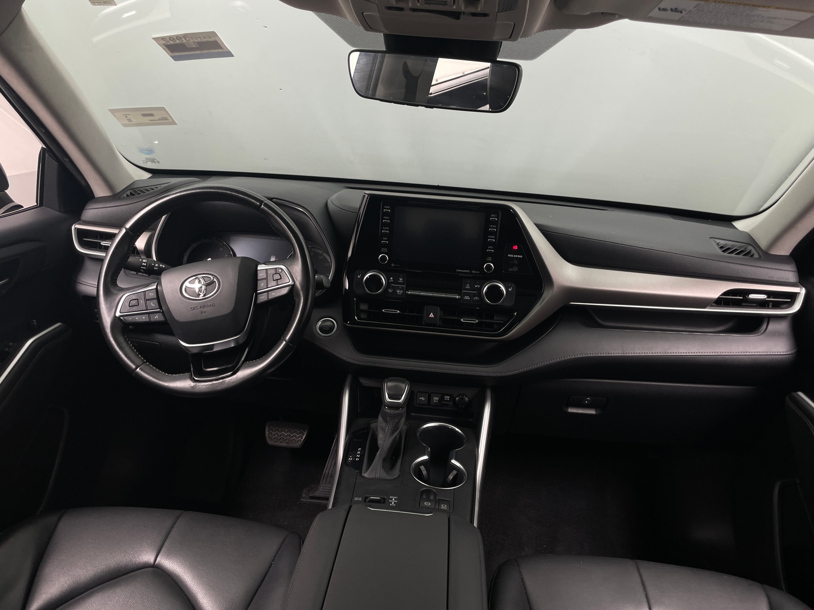 Thumbnail: 2020 Toyota Highlander - 2