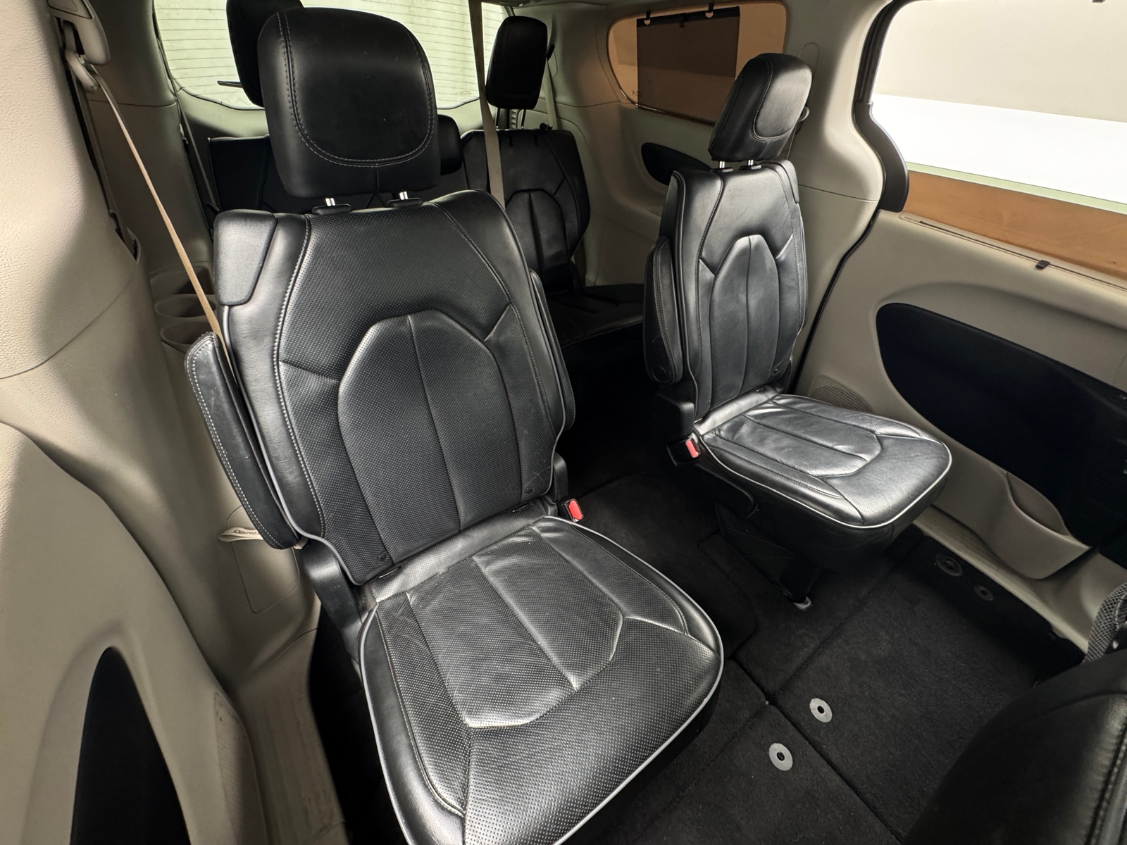 Thumbnail: 2019 Chrysler Pacifica - 6