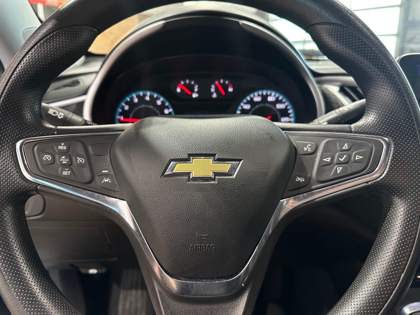 Thumbnail: 2024 Chevrolet Malibu - 5
