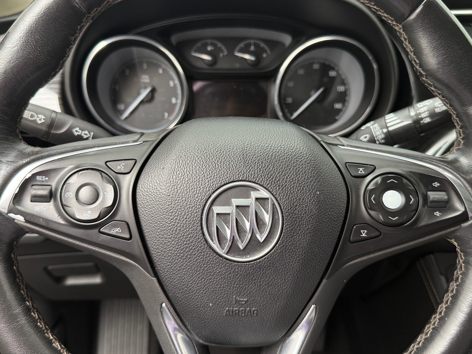 Thumbnail: 2017 Buick Envision - 4