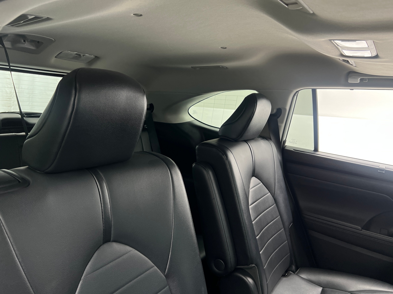Thumbnail: 2021 Toyota Highlander - 5