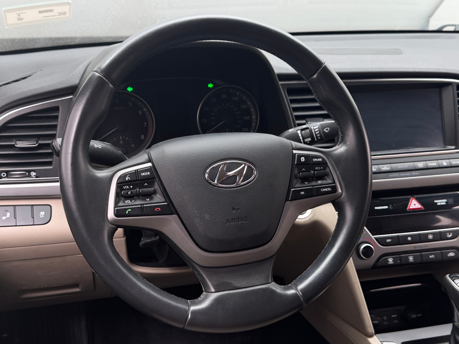 Thumbnail: 2017 Hyundai Elantra - 4