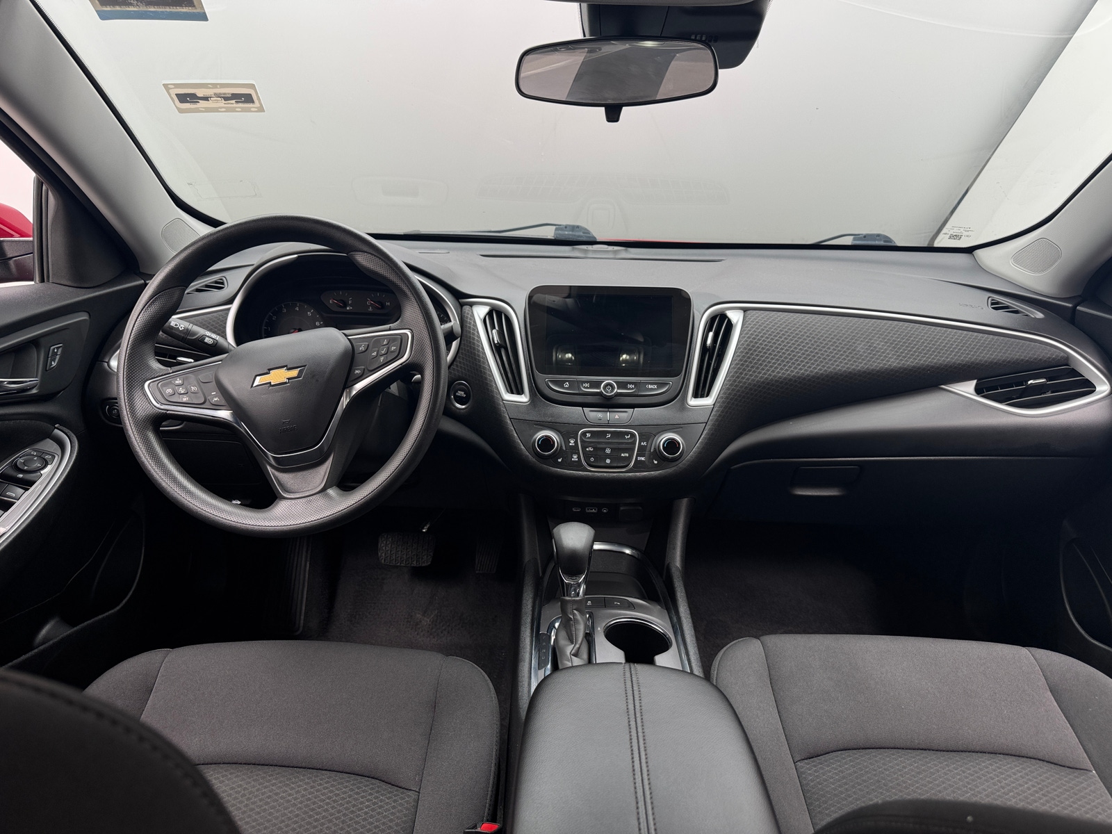 Thumbnail: 2024 Chevrolet Malibu - 3