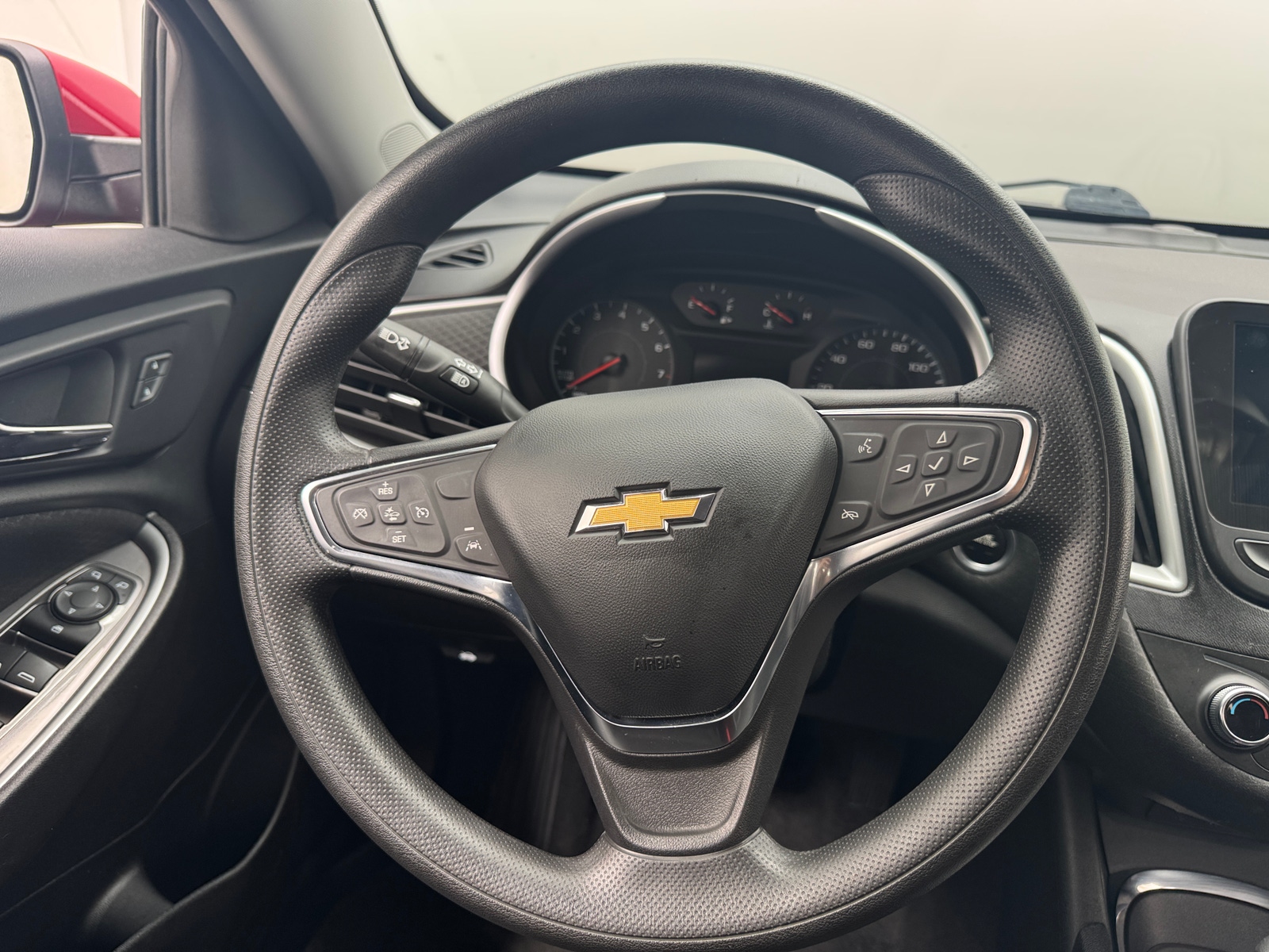 Thumbnail: 2024 Chevrolet Malibu - 5