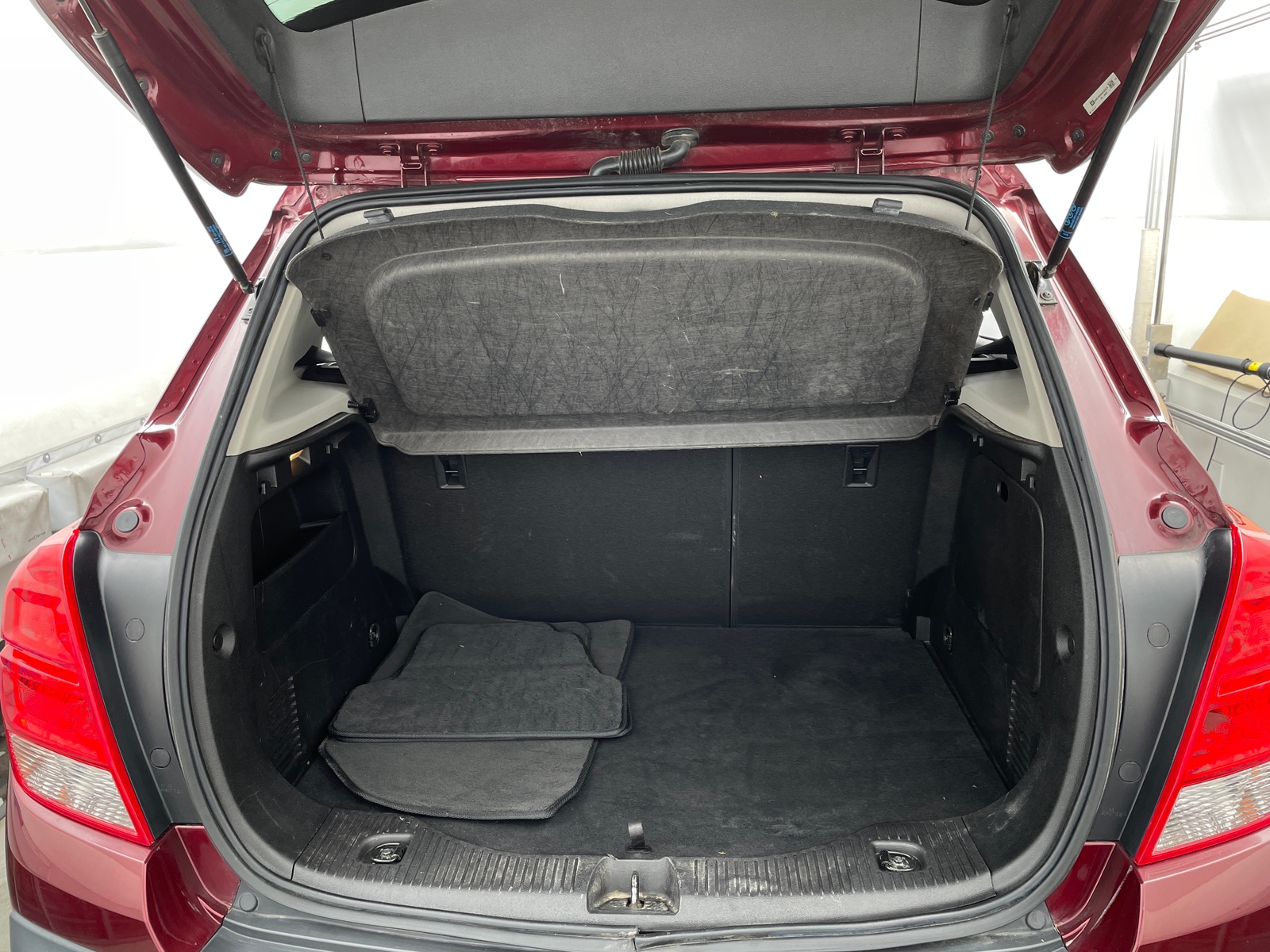 Thumbnail: 2016 Chevrolet Trax - 7