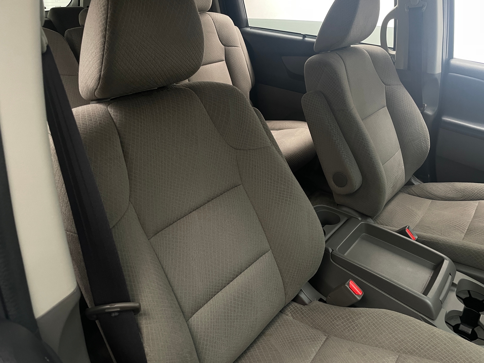 Thumbnail: 2014 Honda Odyssey - 2