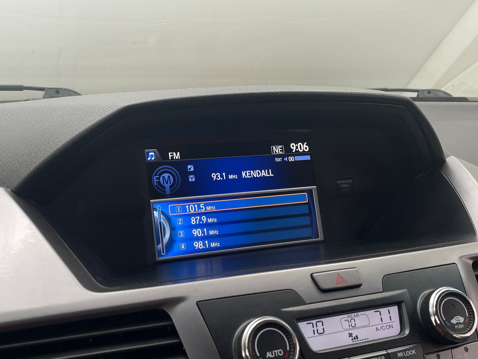 Thumbnail: 2014 Honda Odyssey - 4