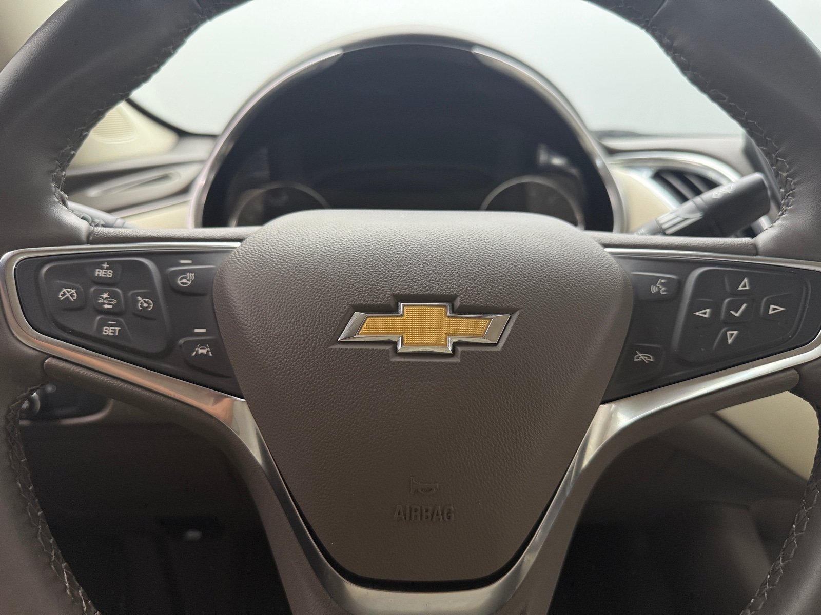 Thumbnail: 2024 Chevrolet Malibu - 5