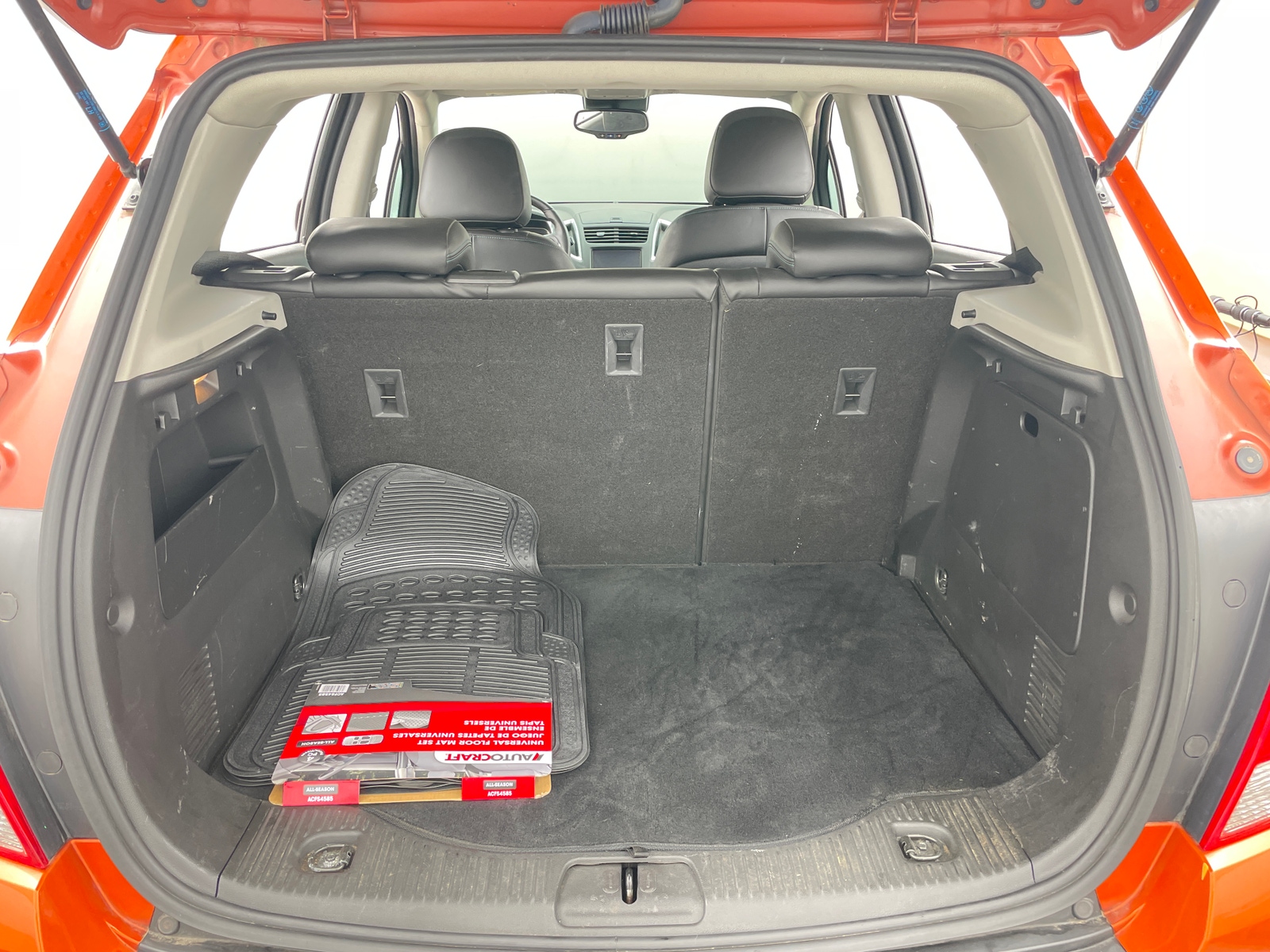 Thumbnail: 2015 Chevrolet Trax - 6