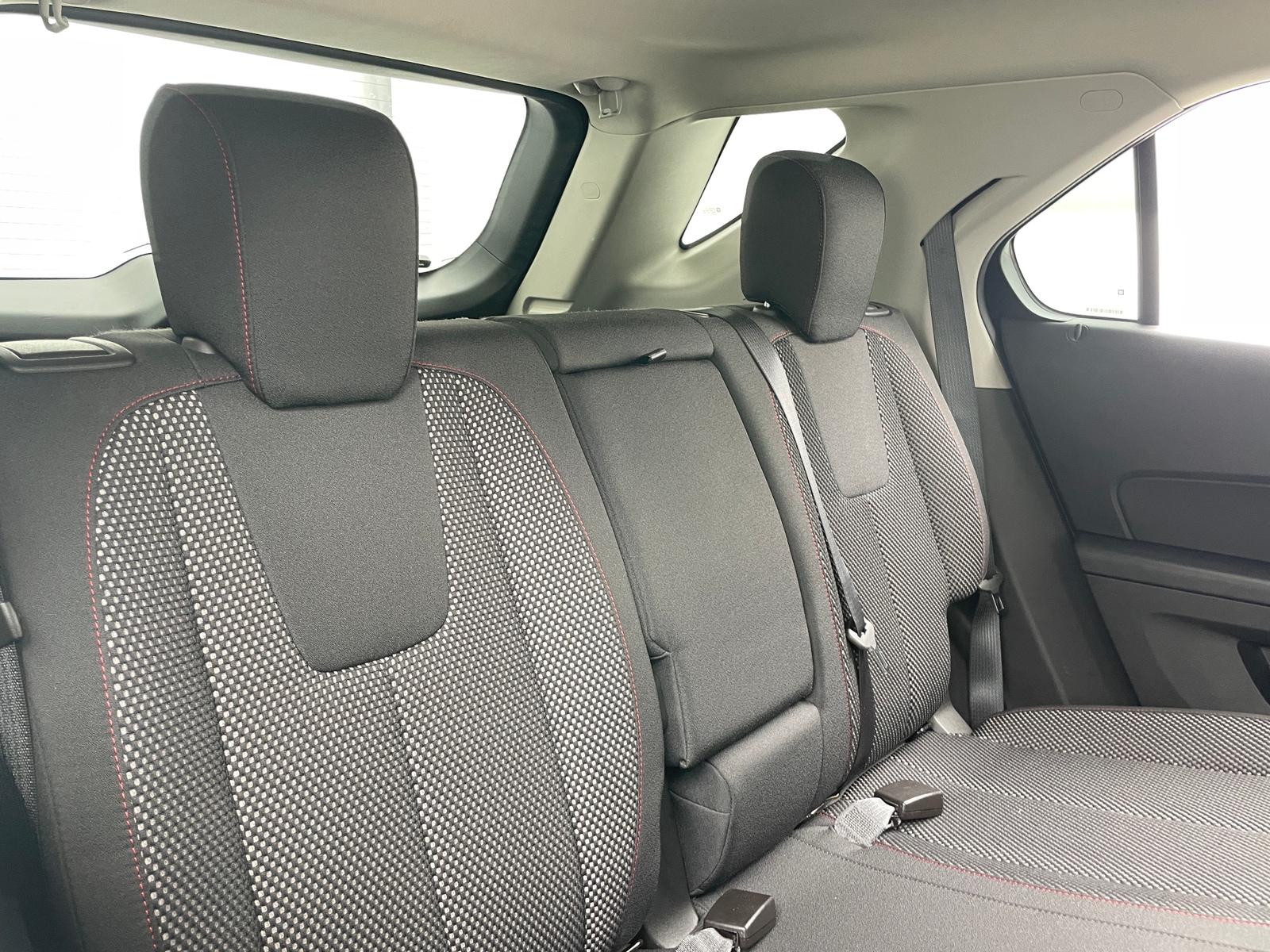 Thumbnail: 2013 Chevrolet Equinox - 6