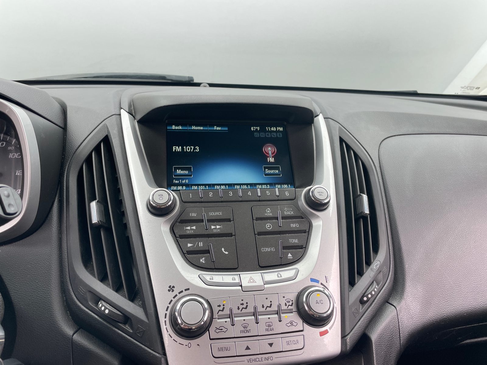 Thumbnail: 2013 Chevrolet Equinox - 4