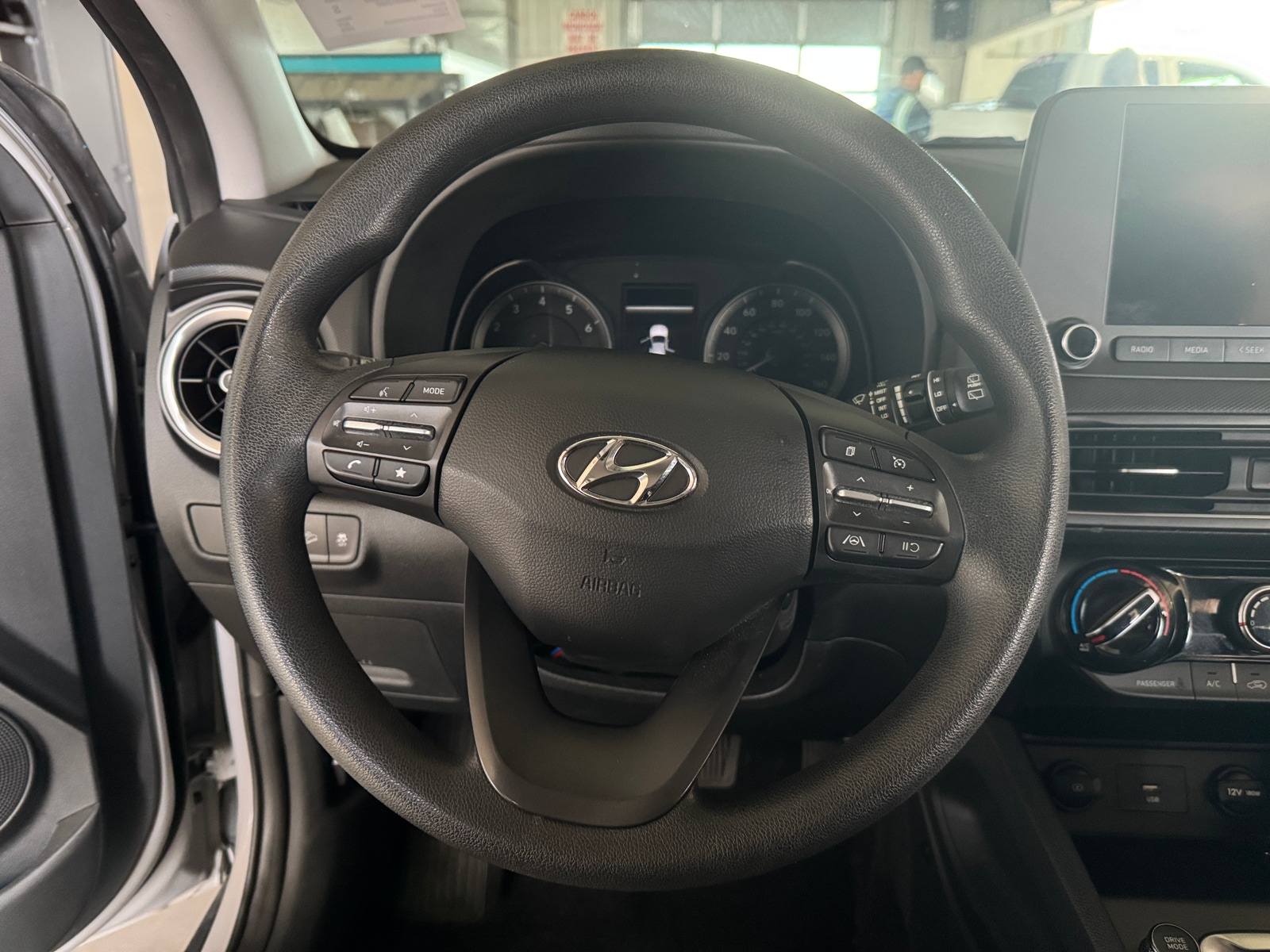 Thumbnail: 2023 Hyundai Kona - 5