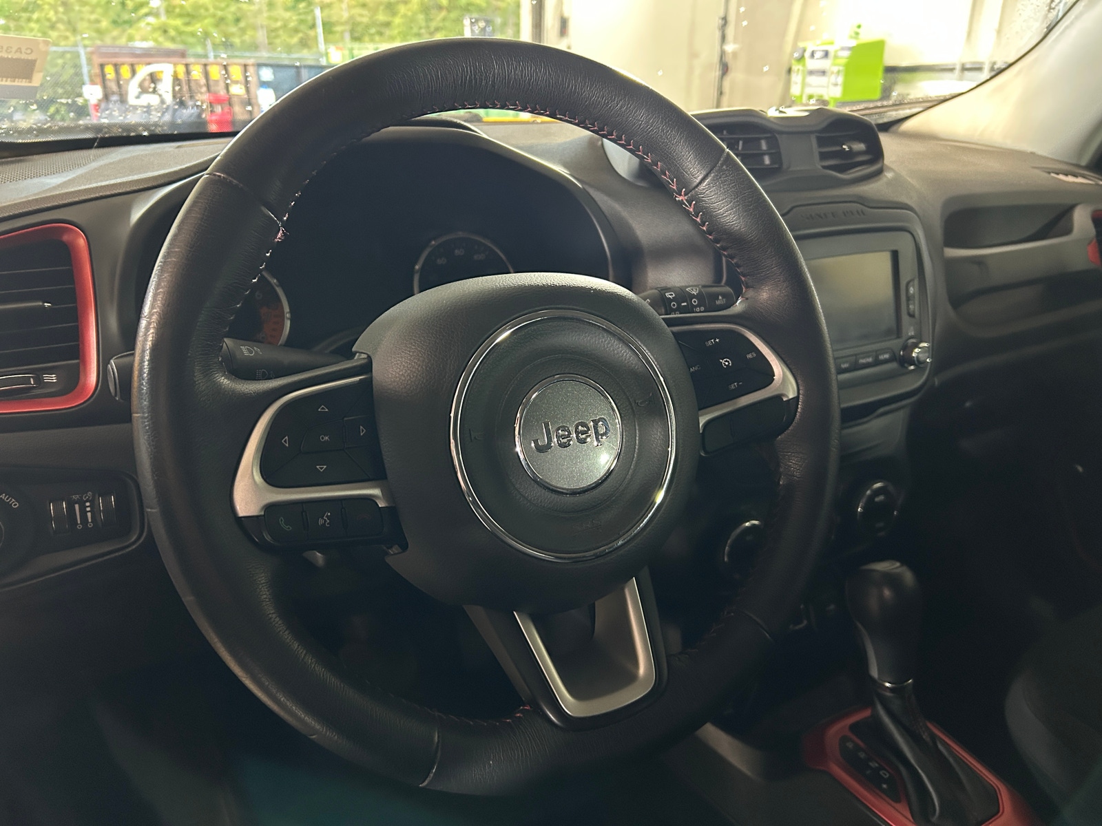 Thumbnail: 2016 Jeep Renegade - 5