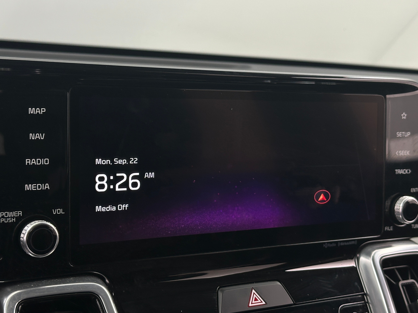 Thumbnail: 2023 Kia Sorento - 4