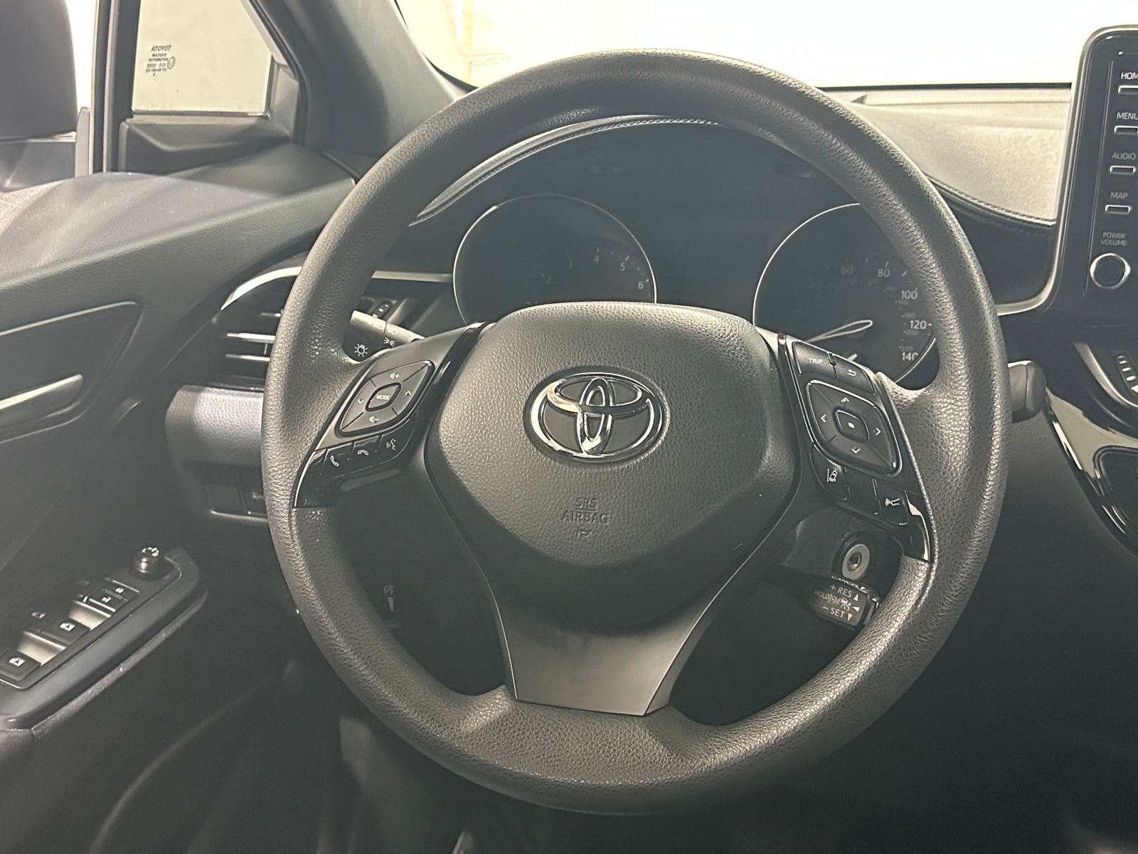 Thumbnail: 2019 Toyota C-HR - 5