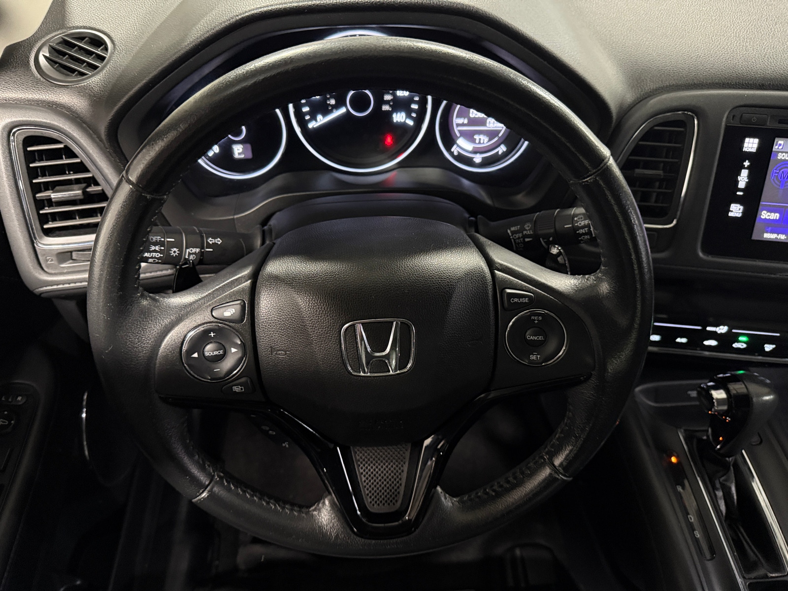 Thumbnail: 2016 Honda HR-V - 4