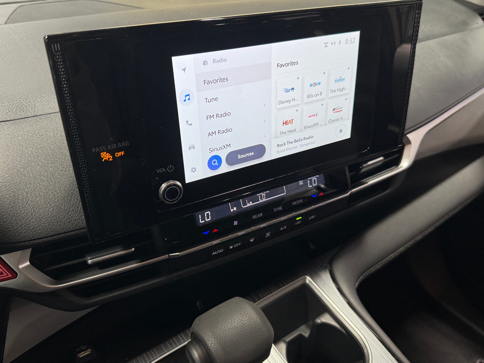 Thumbnail: 2025 Toyota Sienna - 4
