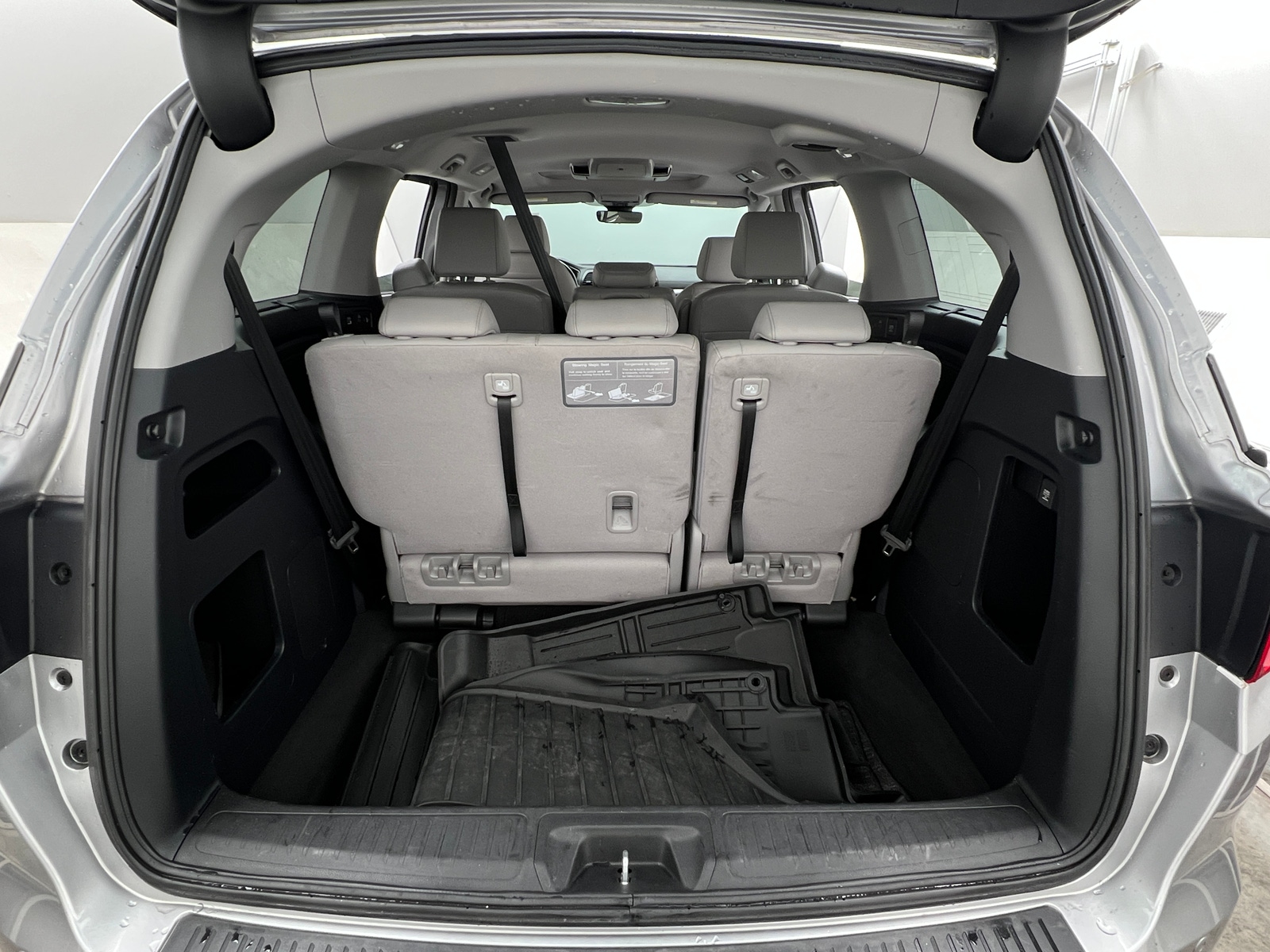 Thumbnail: 2023 Honda Odyssey - 6