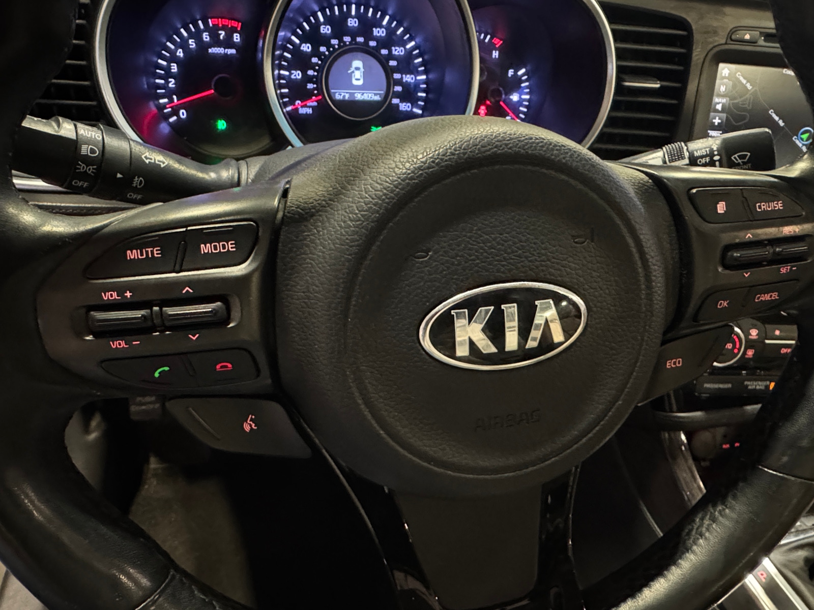 Thumbnail: 2015 Kia Optima - 4