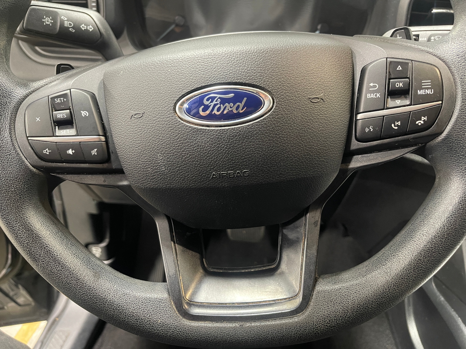 Thumbnail: 2020 Ford Explorer - 5