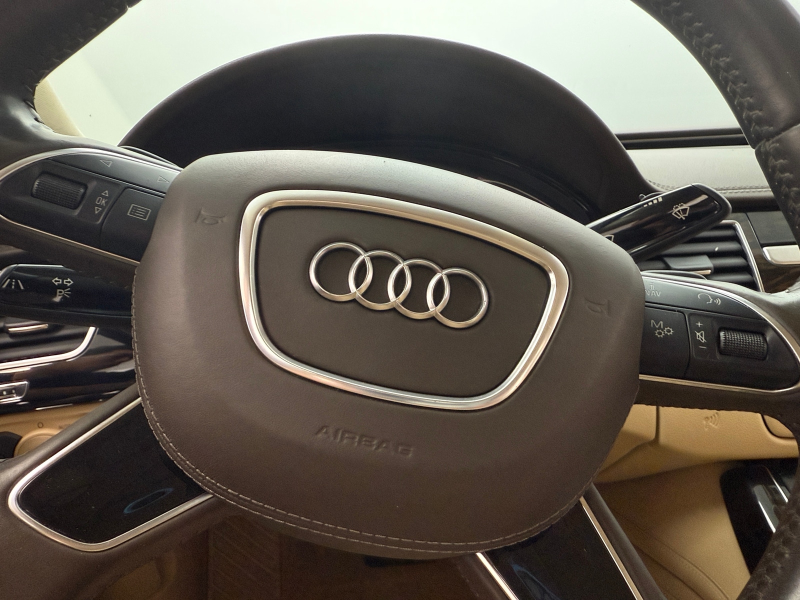 Thumbnail: 2016 Audi A8 - 4