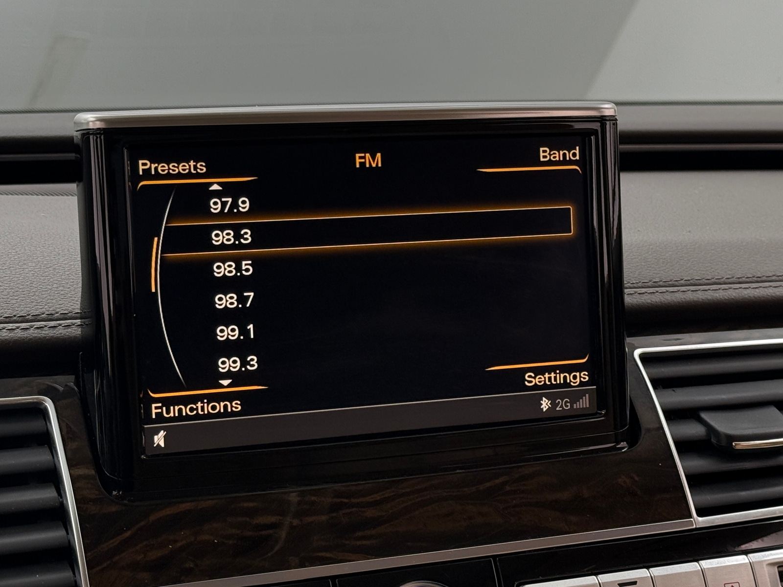 Thumbnail: 2016 Audi A8 - 3